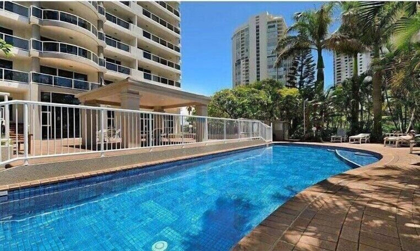 Sport & Beauty 3, Oscar on Main - Heart of Main Beach, Gold Coast