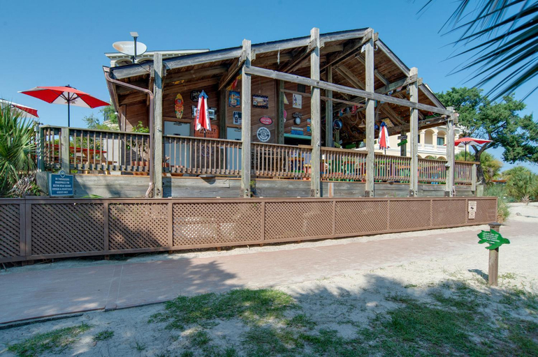 Others 5, The Rustic Anchor, Beaufort
