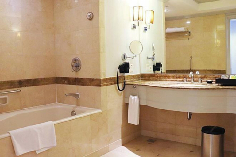Bathroom 17