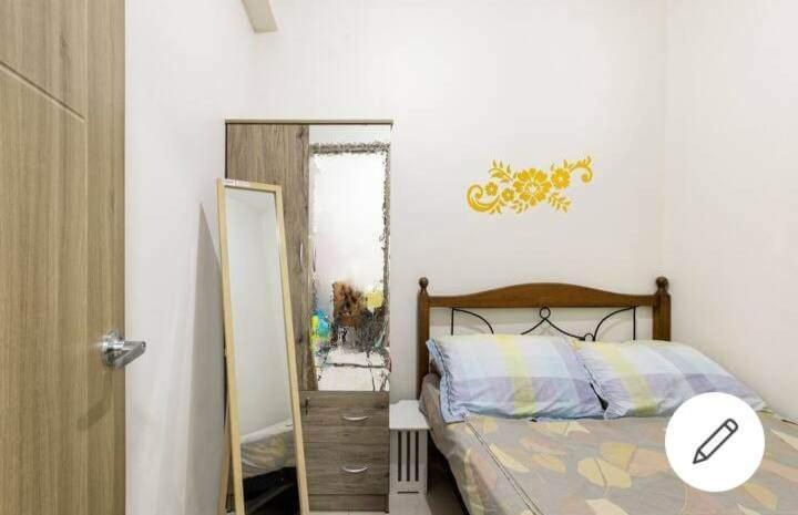 Bedroom 3, Lovely Condo 2-BR w/balcony in SM-Sucat, Paranaque, Parañaque