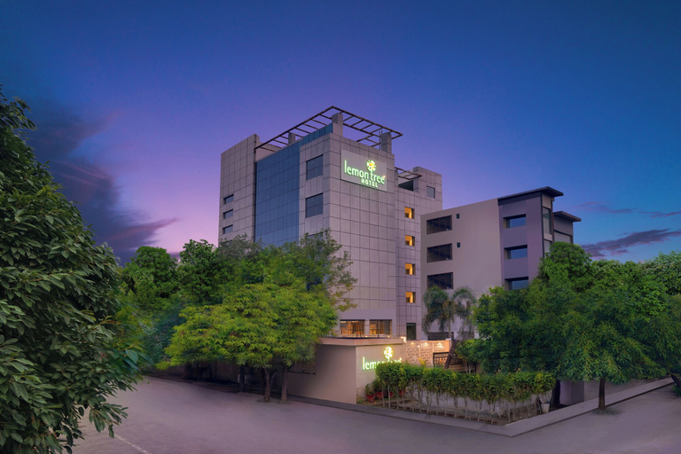 Exterior & Views 1, Lemon Tree Hotel, Noida, Gautam Buddha Nagar