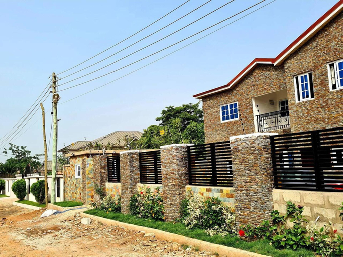 Exterior & Views, Charming, Quiet & Cozy - Close to Highway,parking, Tema