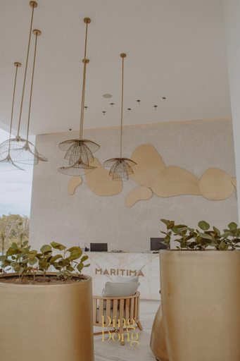 Food & Drinks 5, Maritima Golf New apartment private beach access, Compostela