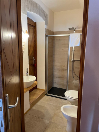 Bathroom 3, AGRITURISMO MODOLO Belluno Dolomiti, Belluno
