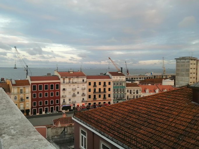 Others 5, Duque de conventus, Lisbon