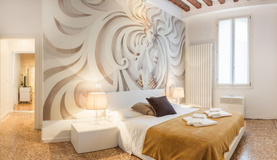 Room 5, Rialto Project Apartment 4 by Wonderful Italy, Venezia