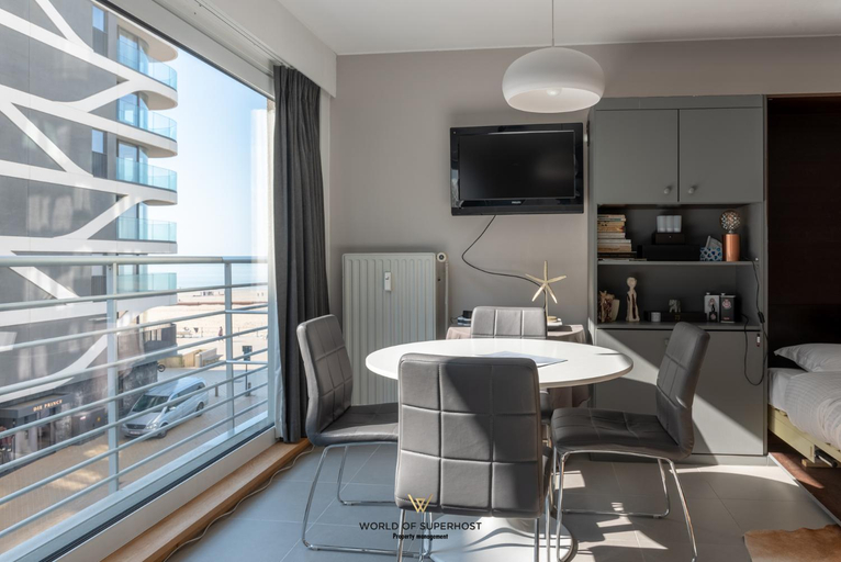 Others 3, Sea side apartment next to the city centre, West-Vlaanderen