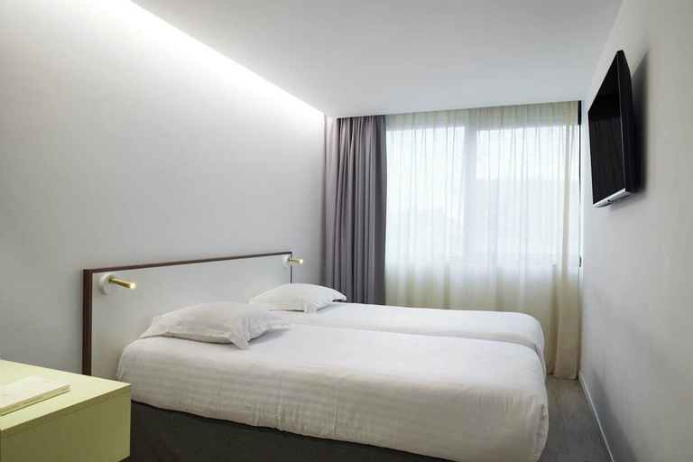 Bedroom 4, Hotel - Restaurant Isidore Nice Ouest, Alpes-Maritimes