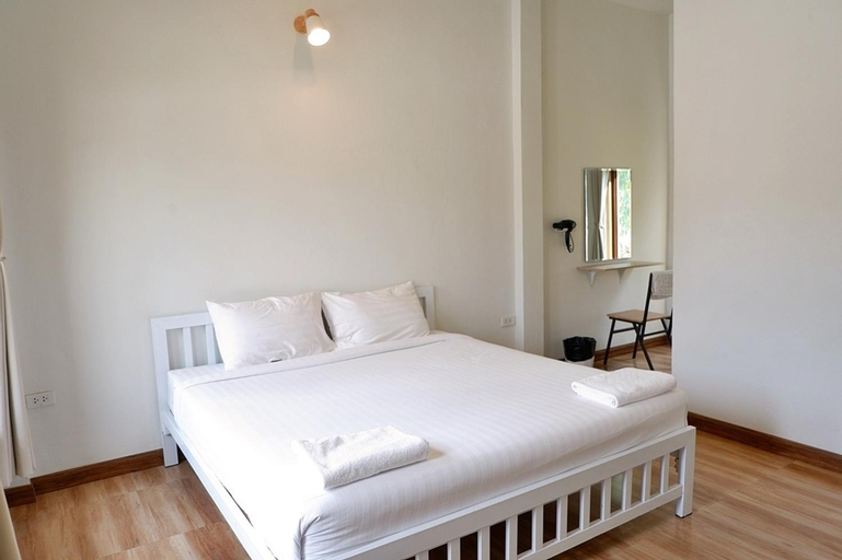 Bedroom 12