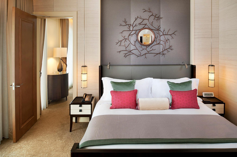 Bedroom 26