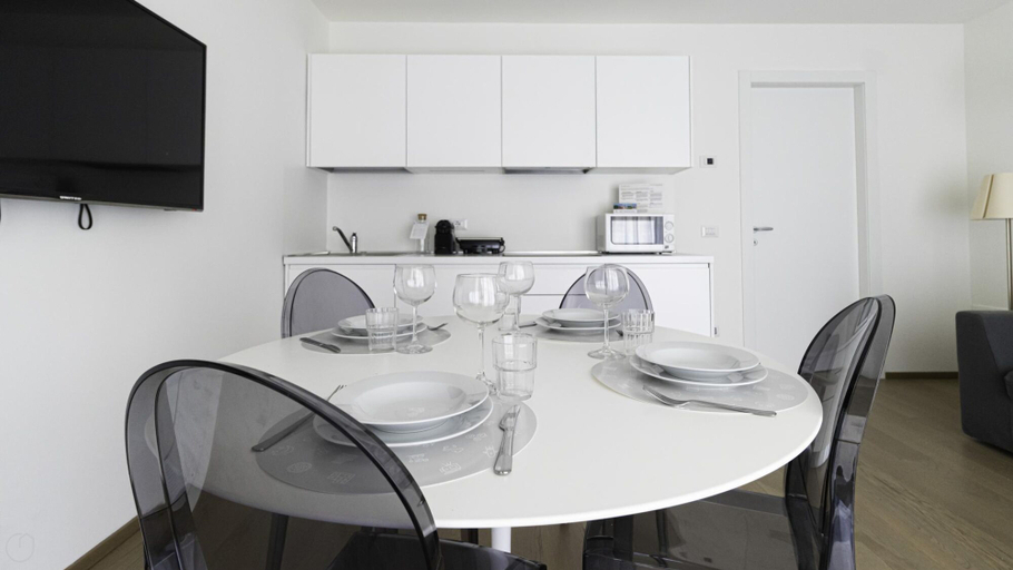 Room 2, Italianway Collection - Corso Como 11 - E, Milano