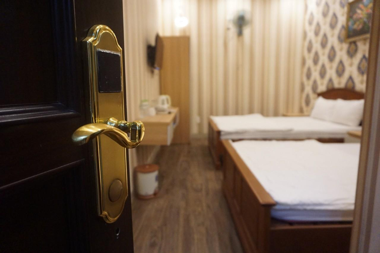 Bedroom 24