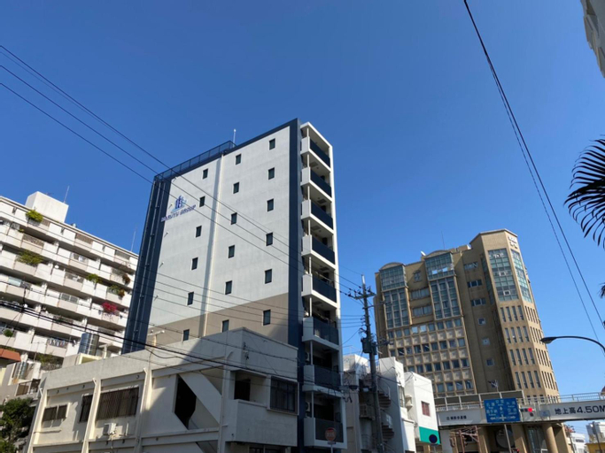 Exterior 1