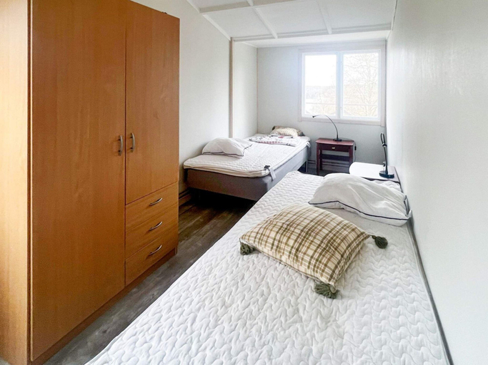 Room 3, 4 Person Holiday Home in Lekeryd, Jönköping