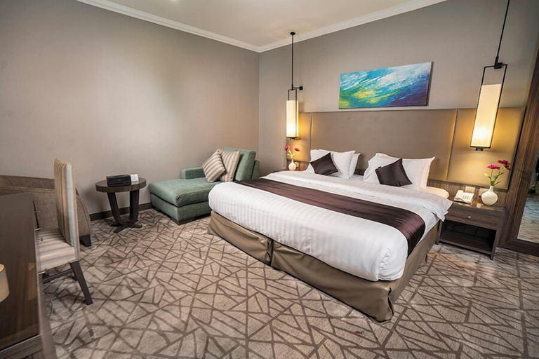 Bedroom 5, Aquila Hotel, Jeddah