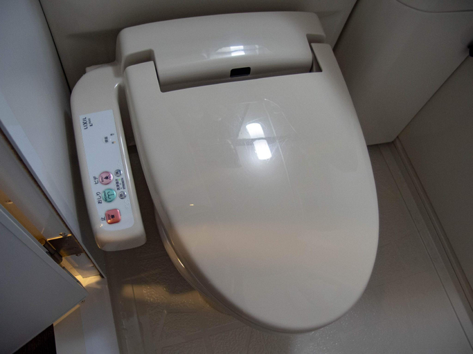 Bathroom 30