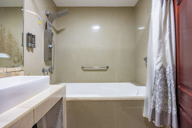 Bathroom 4, Jaco Sol Quad Plex, Garabito