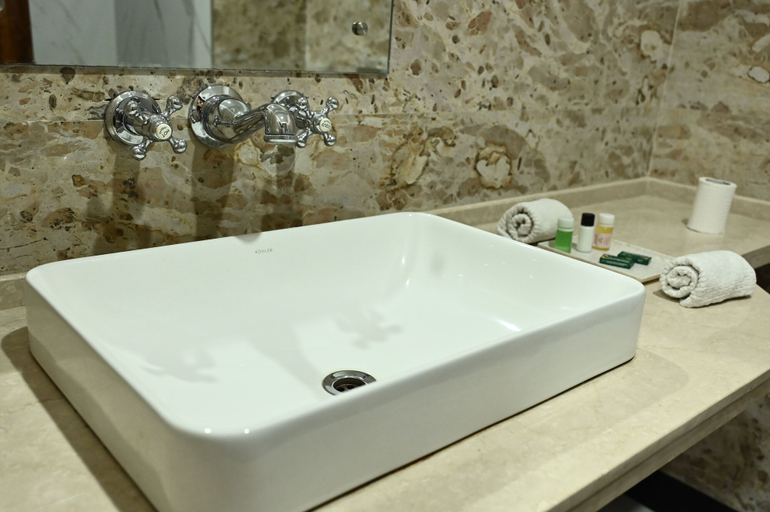 Bathroom 3, Hotel Rime Vista, Jaipur