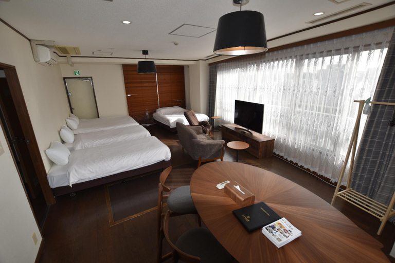 Bedroom 6