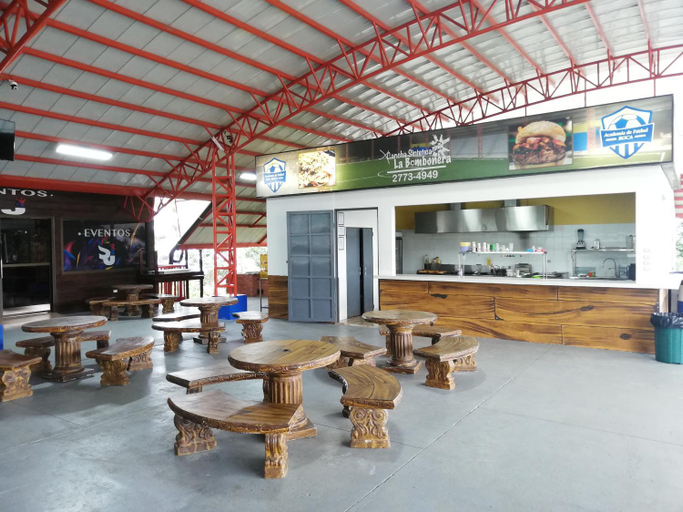 Food & Drinks, Cabanas Bambu, Coto Brus