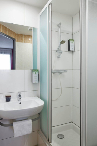 Bathroom 5, Hotel - Restaurant Isidore Nice Ouest, Alpes-Maritimes