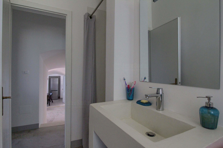 Bathroom 3, Cucù, Lovely Sea Cottages, Lecce