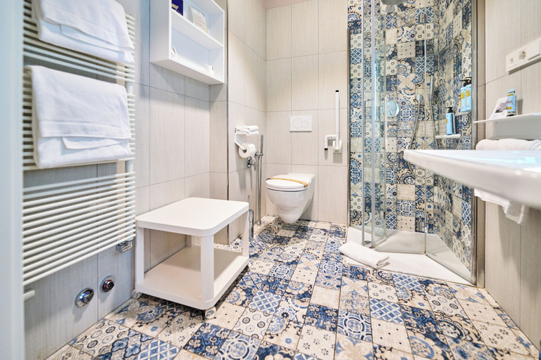 Bathroom 4, Parc Hotel Flora, Trento