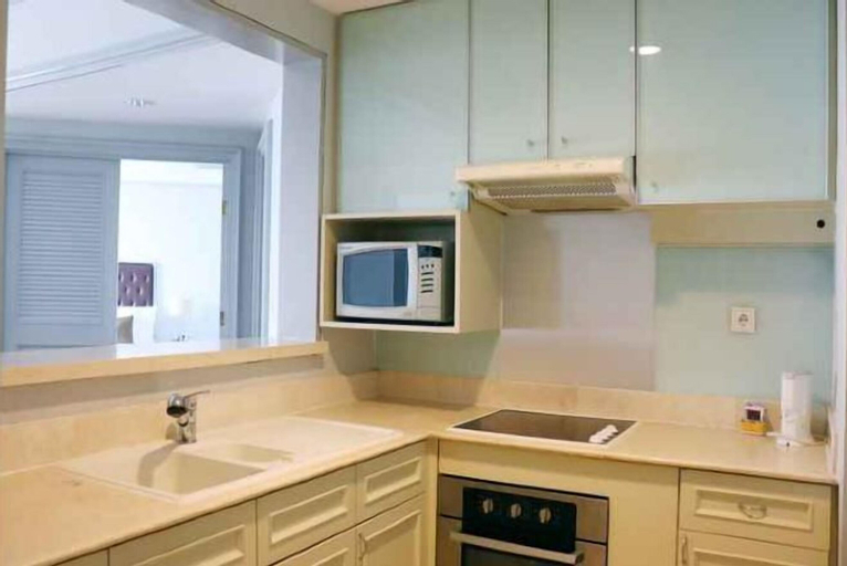 Dining Room 24