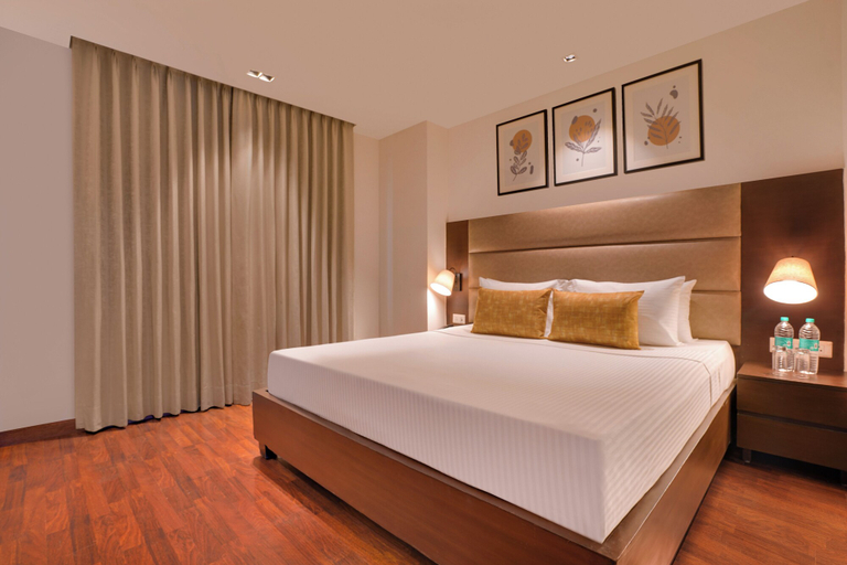 Bedroom 2, Lemon Tree Hotel, Noida, Gautam Buddha Nagar