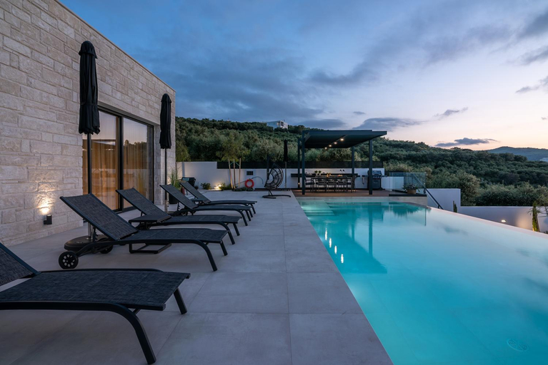 Others 2, Villas Phos and Kallos, Crete