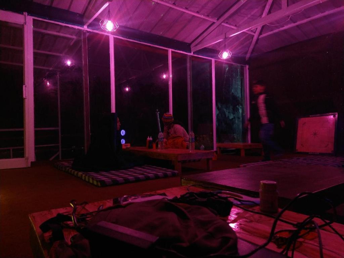 Food & Drinks 5, The Green Valley Resort, Tehri Garhwal
