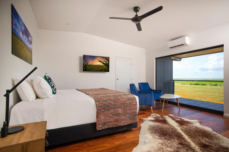 Others 4, Finniss River Lodge, Cox-Finniss