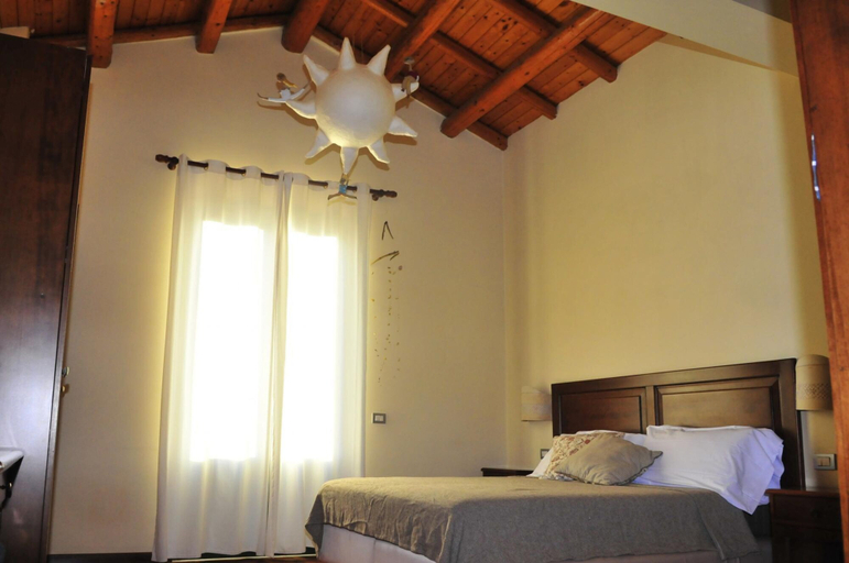 Bedroom 5, Terrazza sul Castello Ursino by Wonderful Italy, Catania