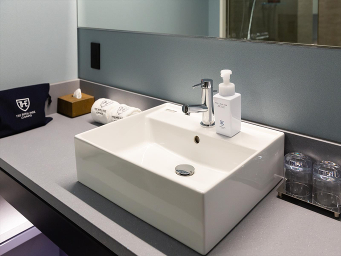 Bathroom 9