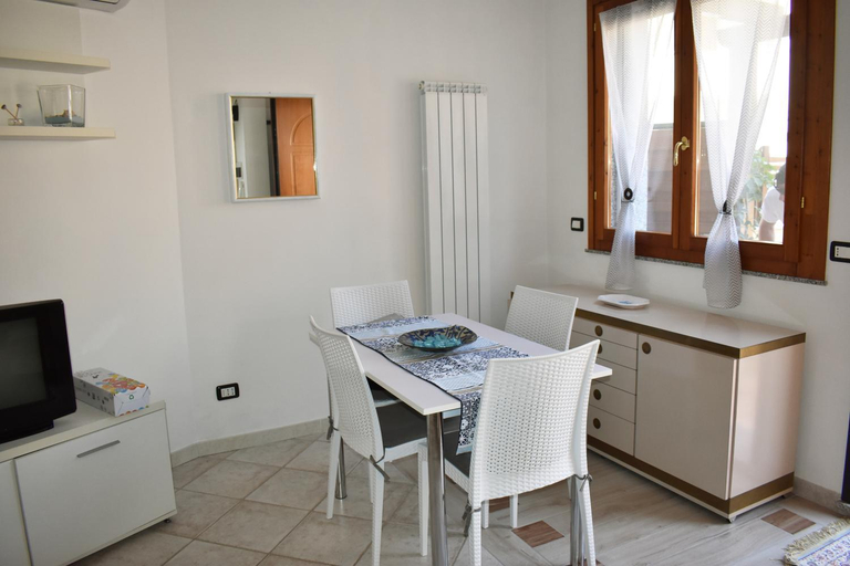 Others 3, Dialguer: appartamento a due passi dal mare, Sassari
