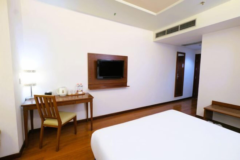 Bedroom 12