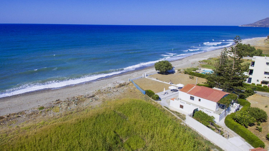 Exterior view 3, Seafront Villa Eirini, Crete