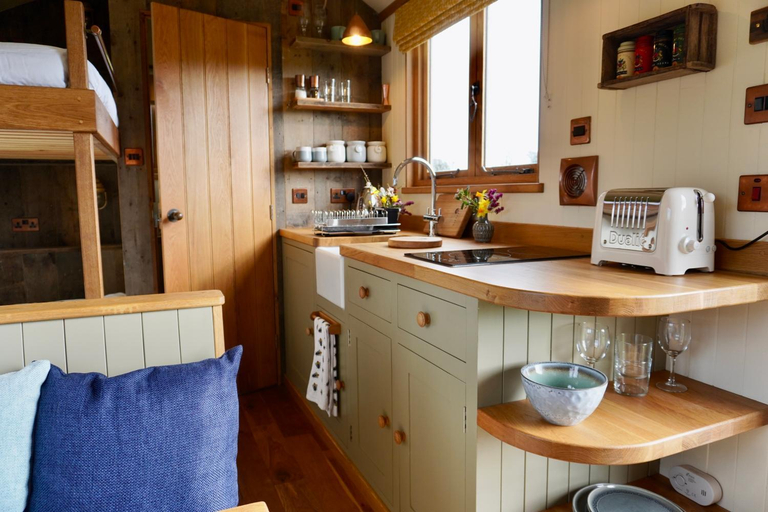 Others 5, Little Ash Glamping - Luxury Shepherd's Huts, Devon