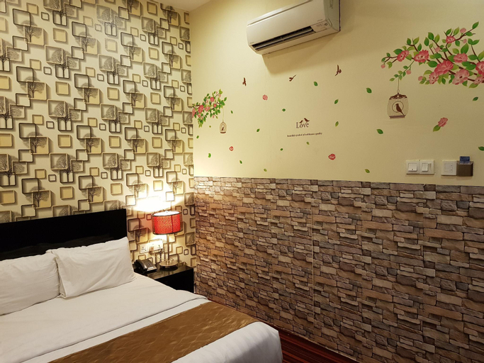 Bedroom 8