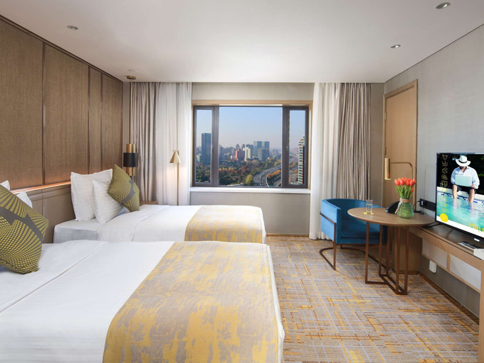 Bedroom 3, Golden Tulip Shanghai Rainbow, Shanghai