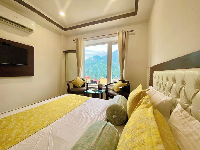 Bedroom 2, HOTEL SHIV VILAS, Garhwal