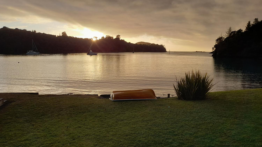 Others 4, Marina Vista Cabin, Whangarei
