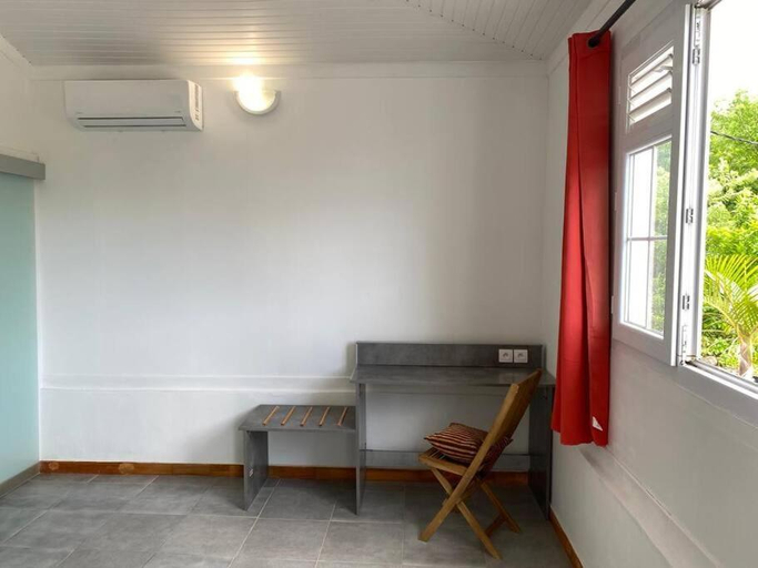 Facilities 5, Villa spacieuse raffinee dans son ecrin de verdure, Les Anses-d'Arlets