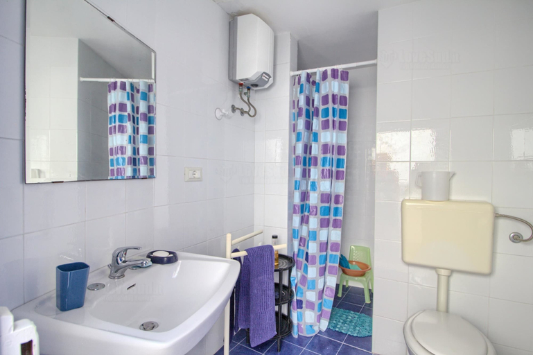 Bathroom 5, Blue Marine Casa Esclusiva al Ciolo, Lecce