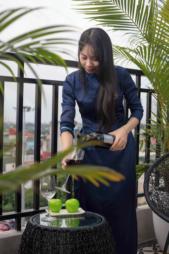Food & Drinks 5, Madelise Central Hotel & Travel, Hoàn Kiếm