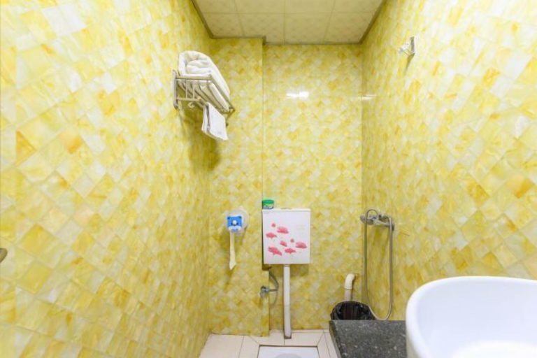 Bathroom 2, Dazhou Jindi Hotel, Dazhou