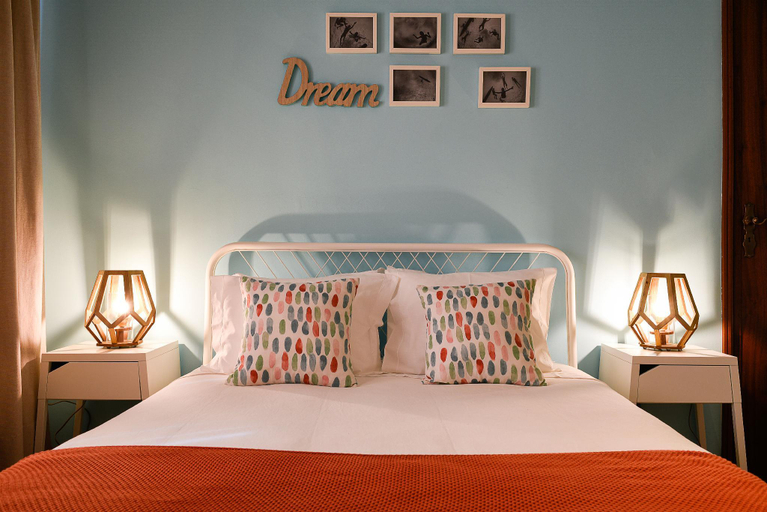 Bedroom 2, The Sea Beach House, Ovar