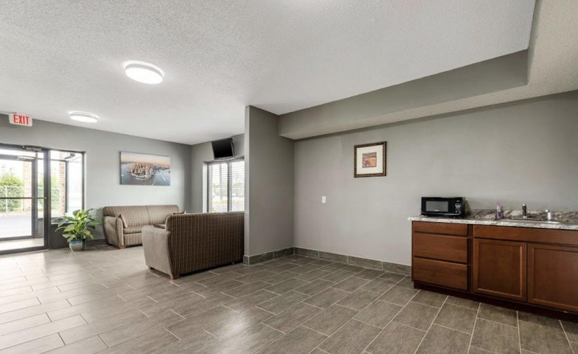 Others 5, Southern Inn and Suites, Spartanburg