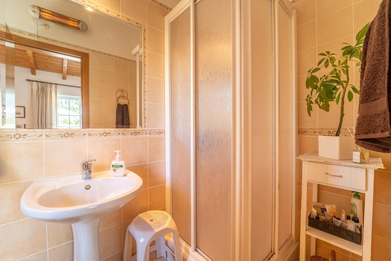 Bathroom 3, Bliss Villa, Aljezur