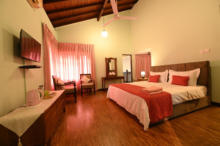 Others 5, Serene Manor, Kaduwela